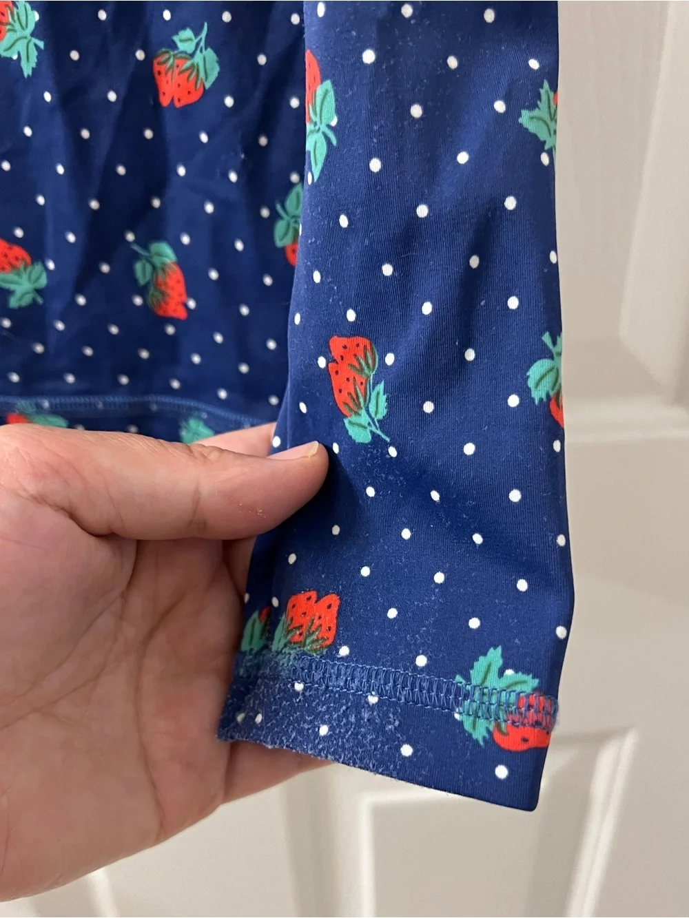 Mini Boden Girls strawberry polka dot rash guard high neck swim top Sz 9-10
